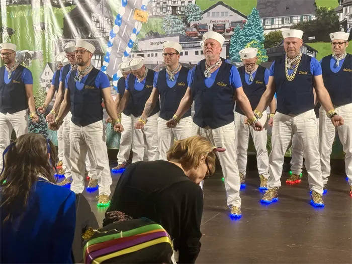 Dorftorpedos aus Övver-Ohnder